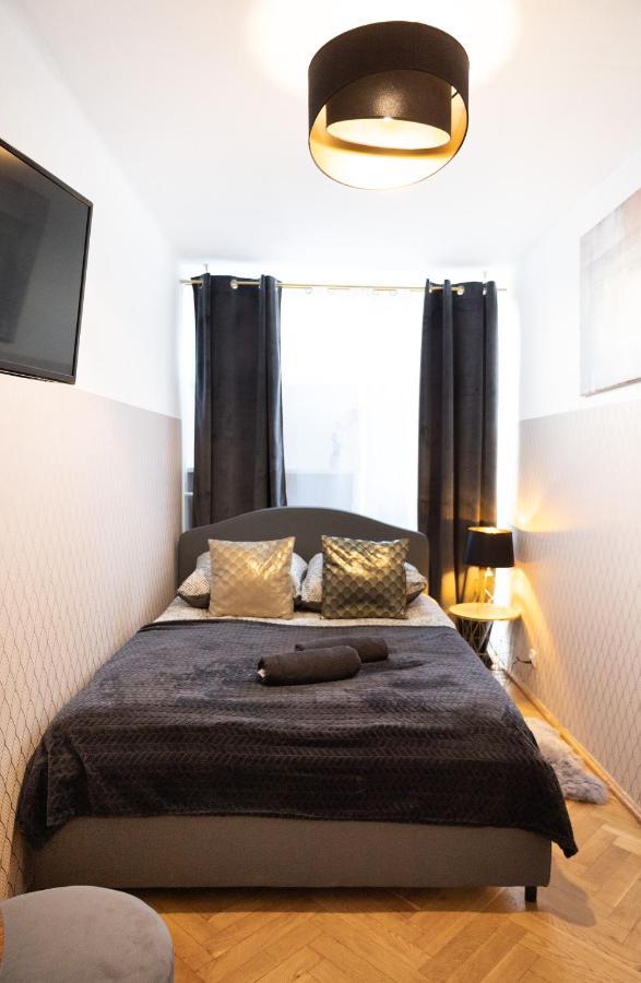 Clicktheflat Pereca Centre Hostel Warsaw