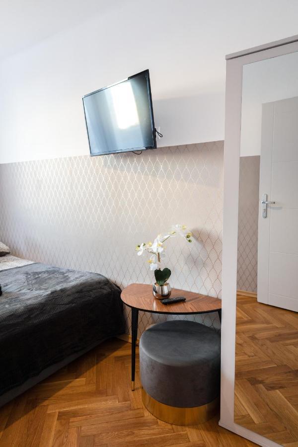 Clicktheflat Pereca Centre Nakvynės namai *